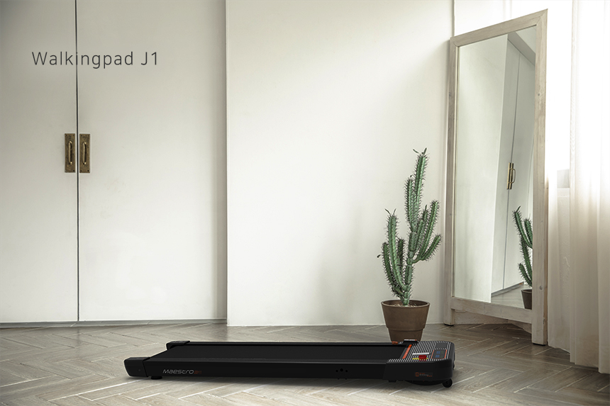 j1_walkingpad_blackorange_04.jpg